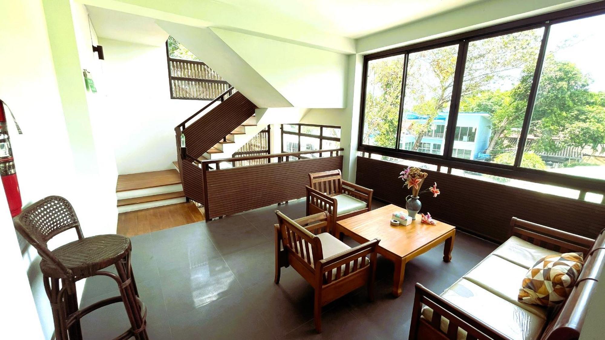 Rockstar Beach Apartments Bang Rak Beach  Eksteriør bilde