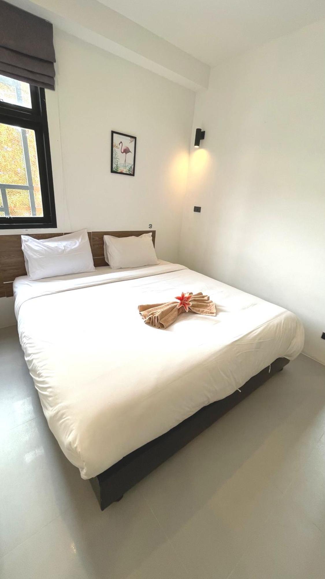 Rockstar Beach Apartments Bang Rak Beach  Eksteriør bilde