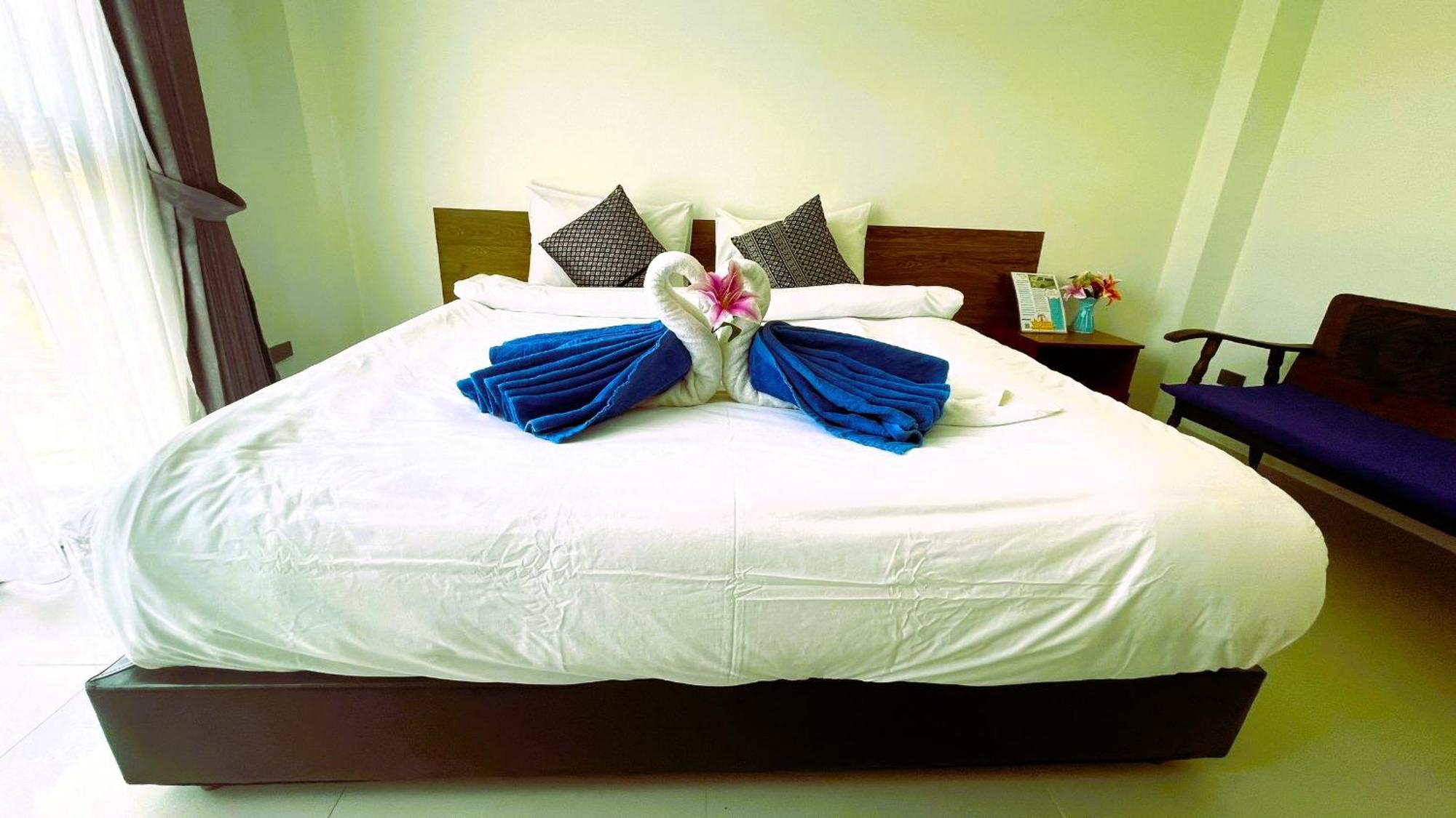 Rockstar Beach Apartments Bang Rak Beach  Eksteriør bilde